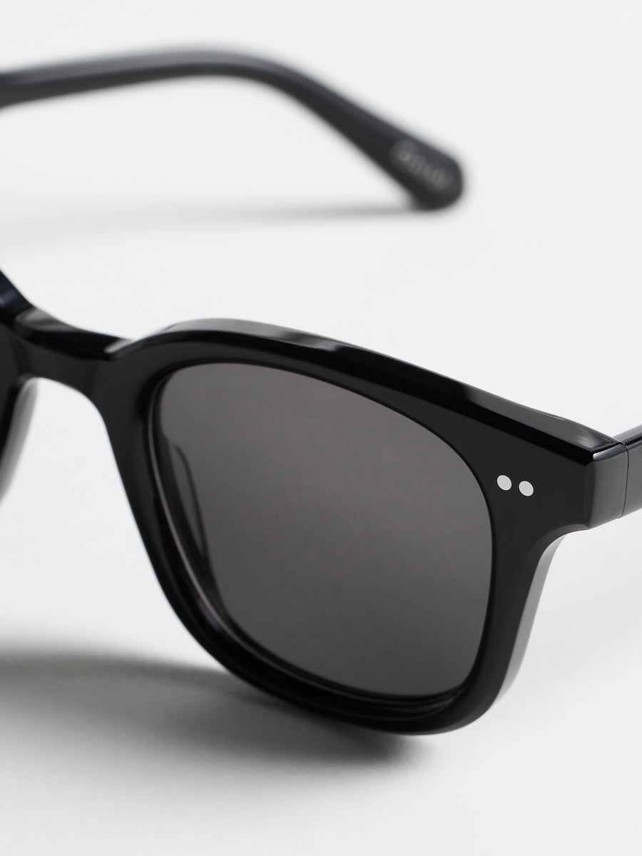 CHIMI - 02 Sunglasses in Black – gravitypope
