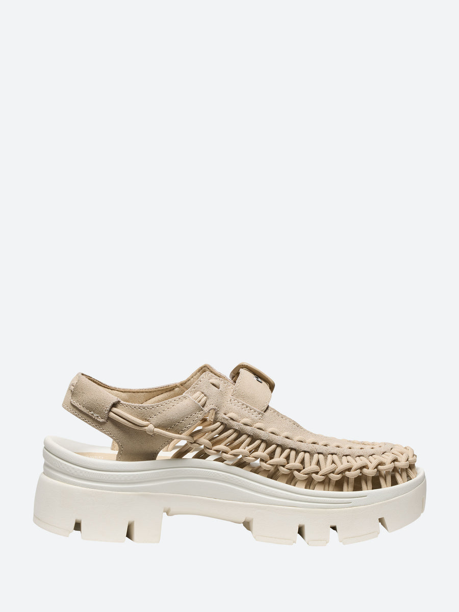 KEEN UNEEK PLTベージュ Keen - UNEEK PLT Mary Jane in Safari – gravitypope