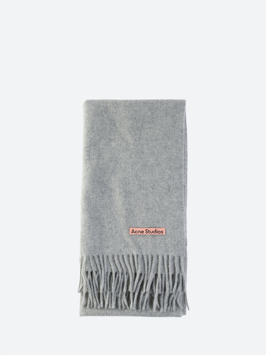 Acne Studios｜MUFFLERS (CANADA NR NEW GREY MELANGE (CA02 Acne Studios - Narrow Fringe Wool Scarf in Light Grey