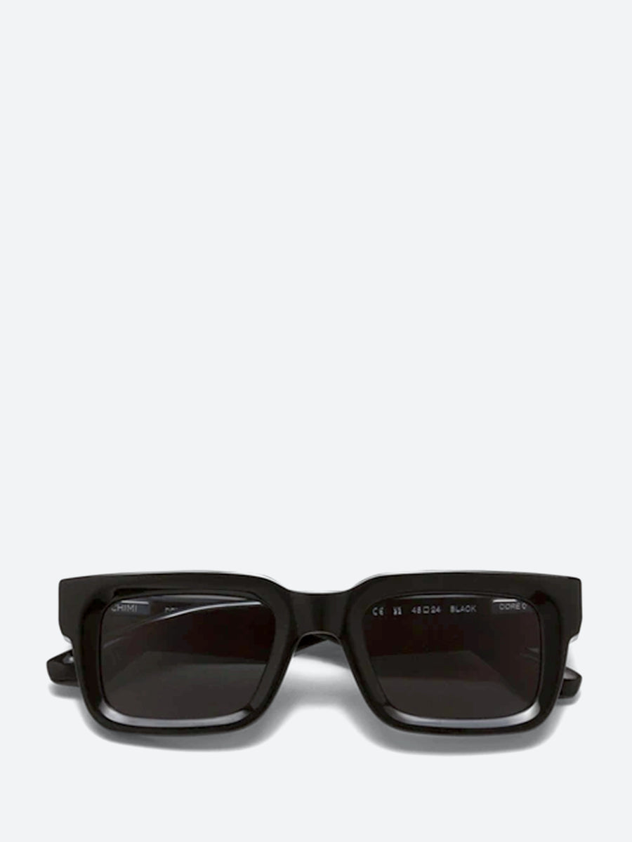 CHIMI - 05.2 in Black – gravitypope