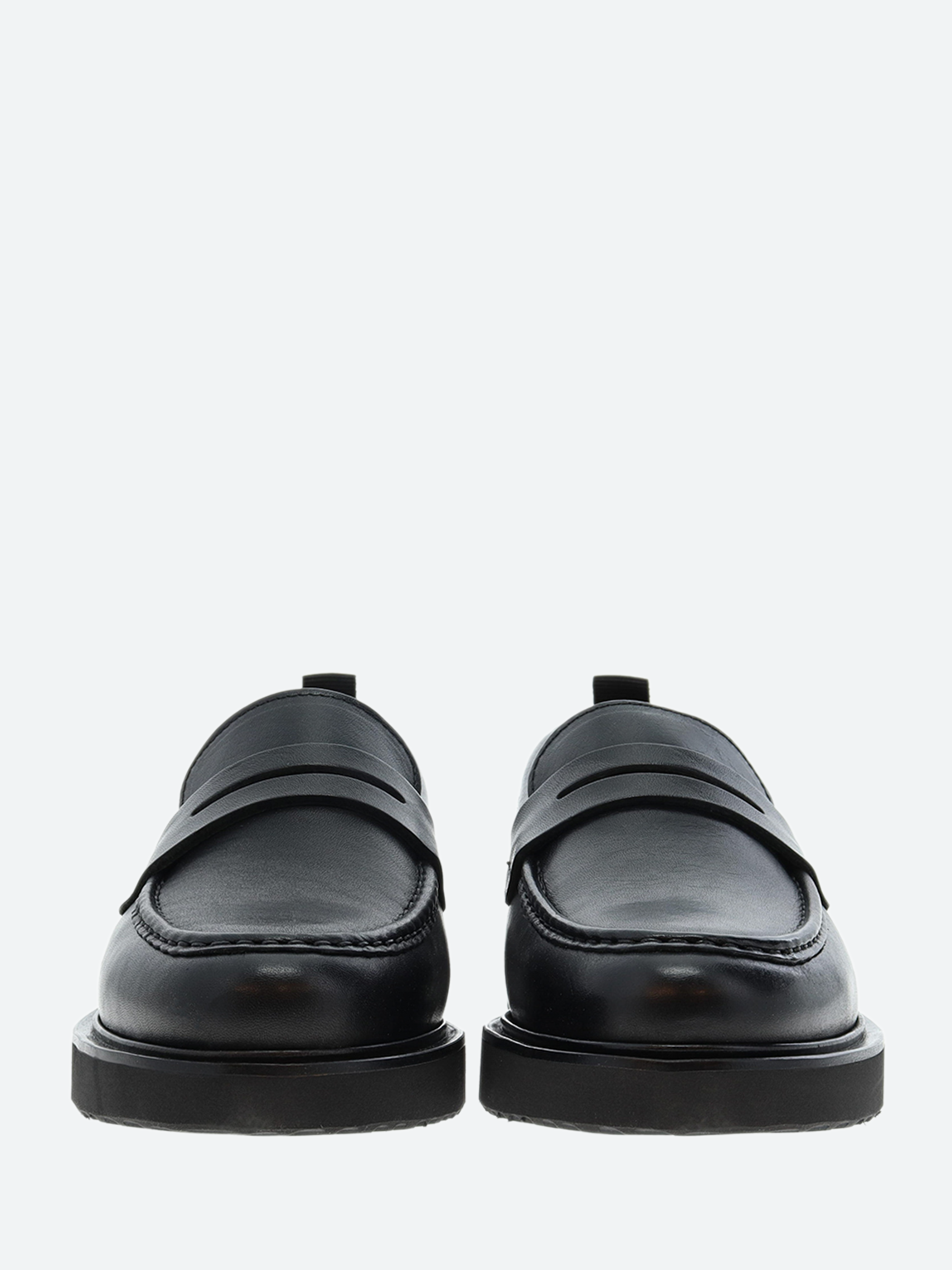 Cosmos 2 Loafer