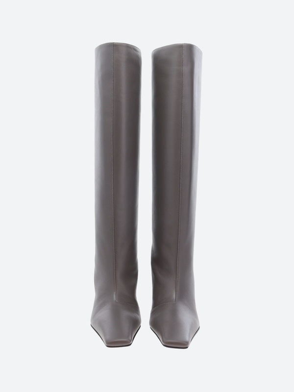 LEATHER HEELED BOOTS