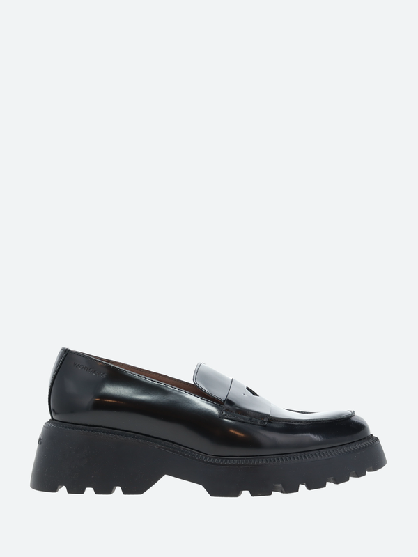 LOAFER