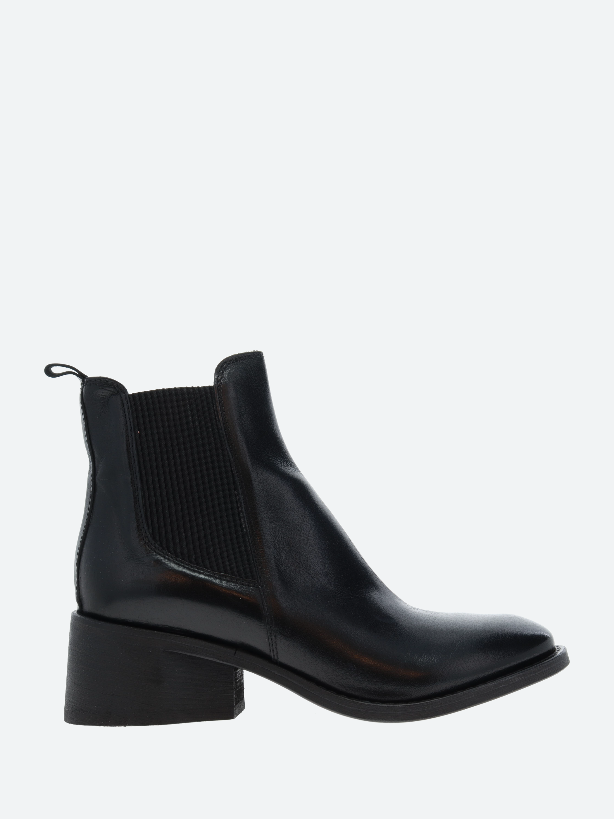 Agnes 76302