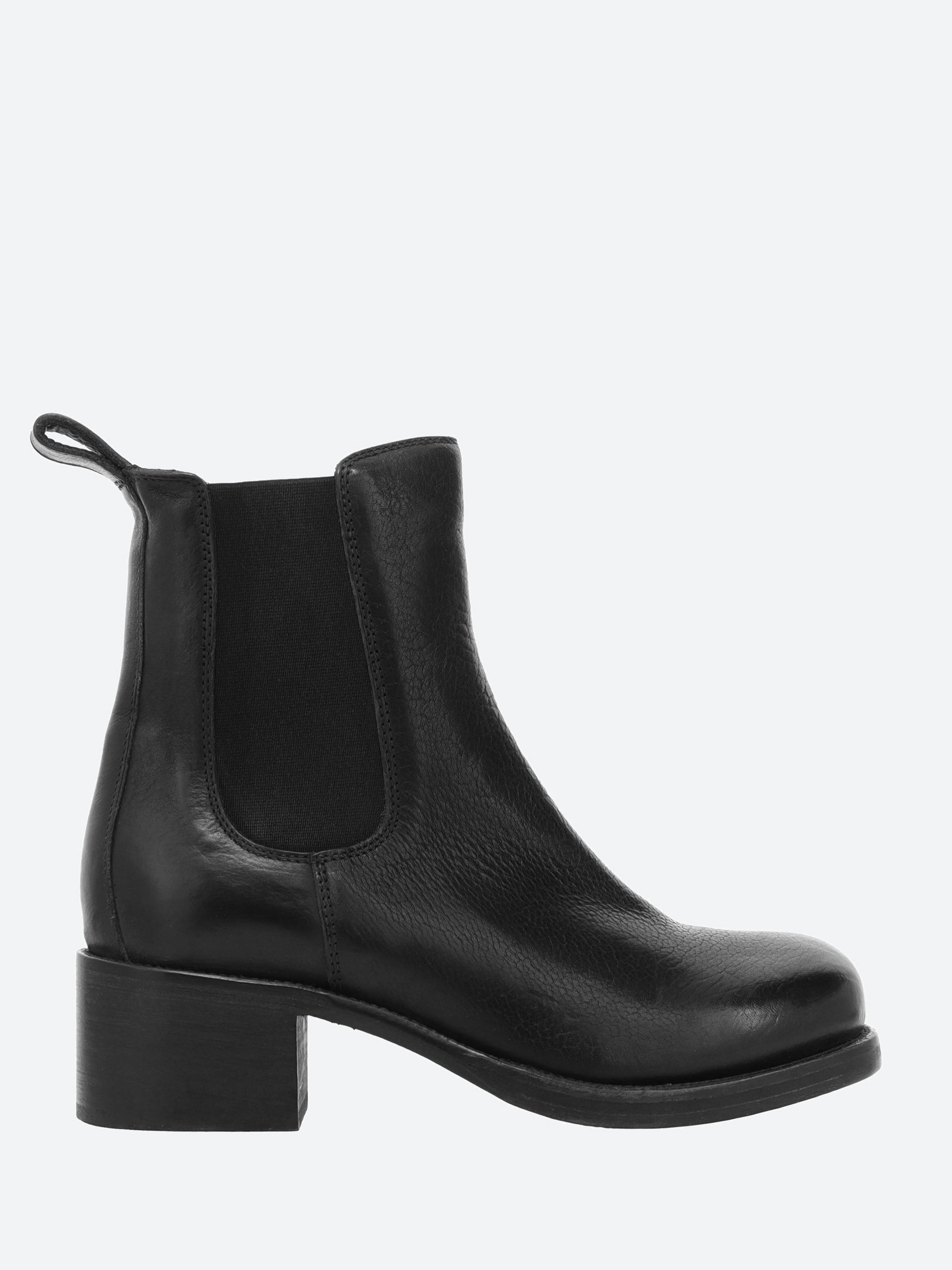 Mary 72302