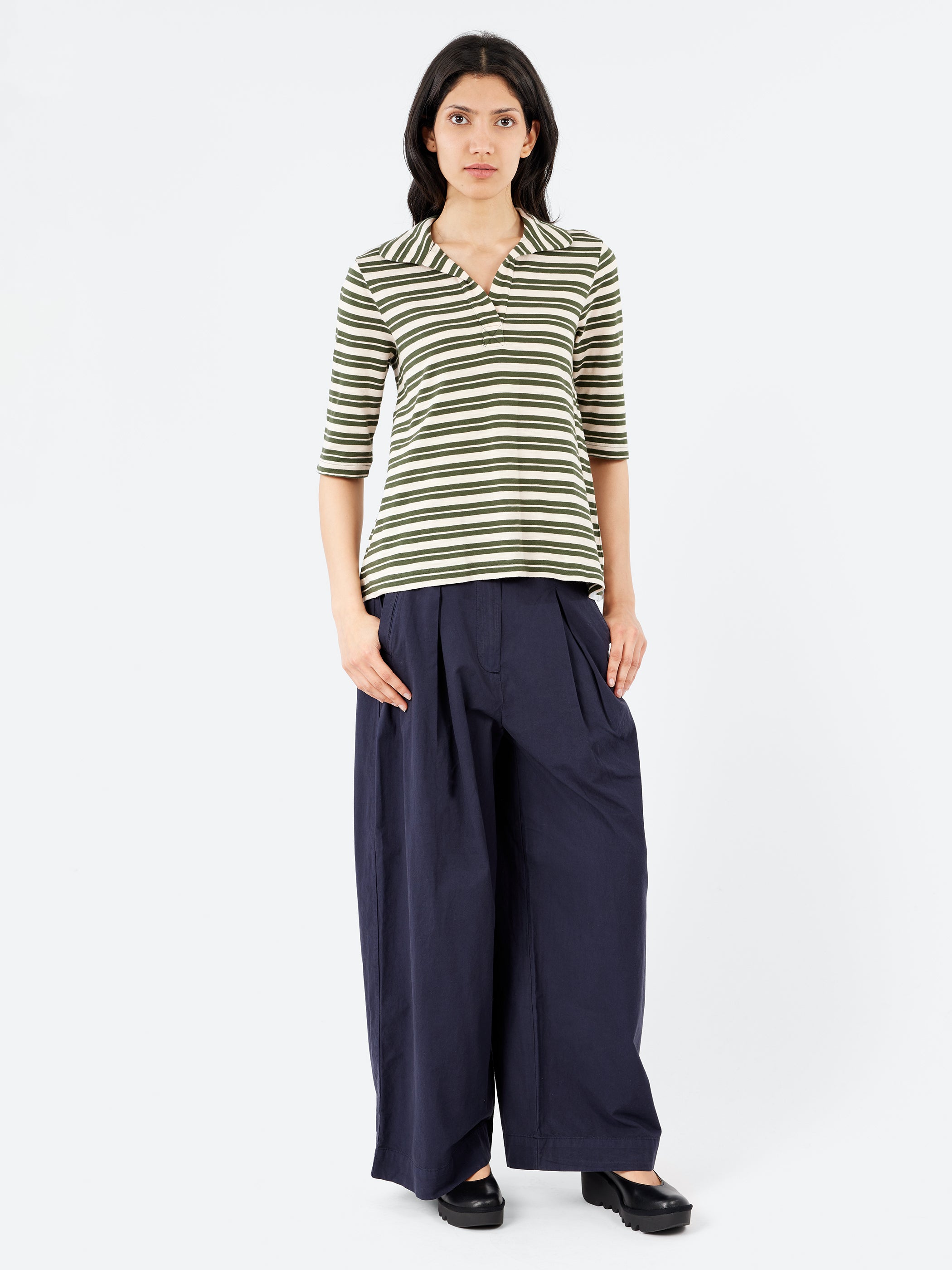 Round Collar Tee