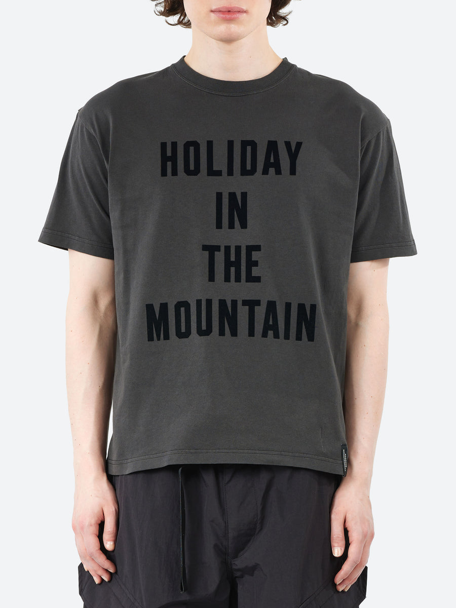 Mountain Research - Holiday In The Mountain T-Shirt in Sumi and
