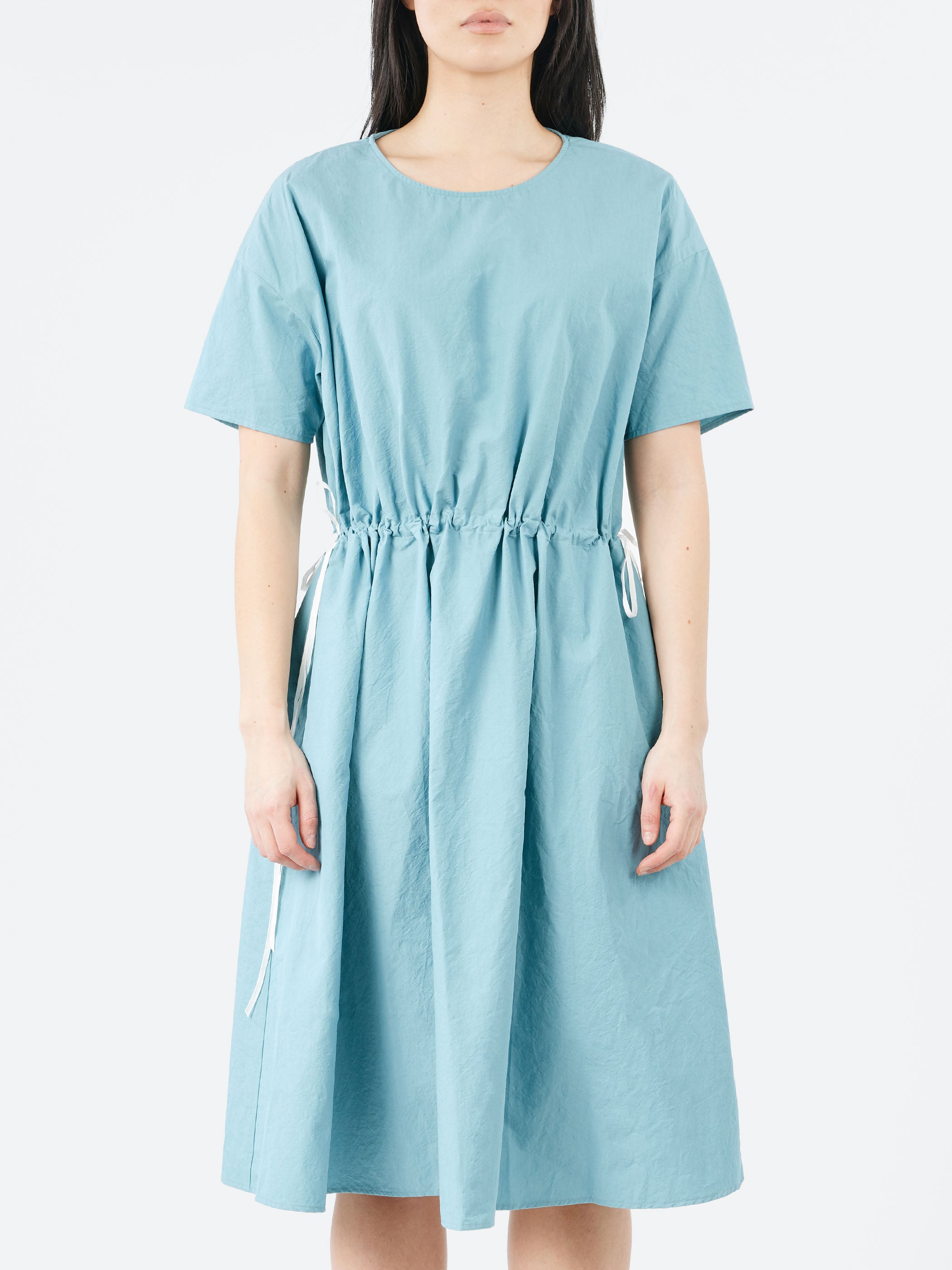 P1935 Dress