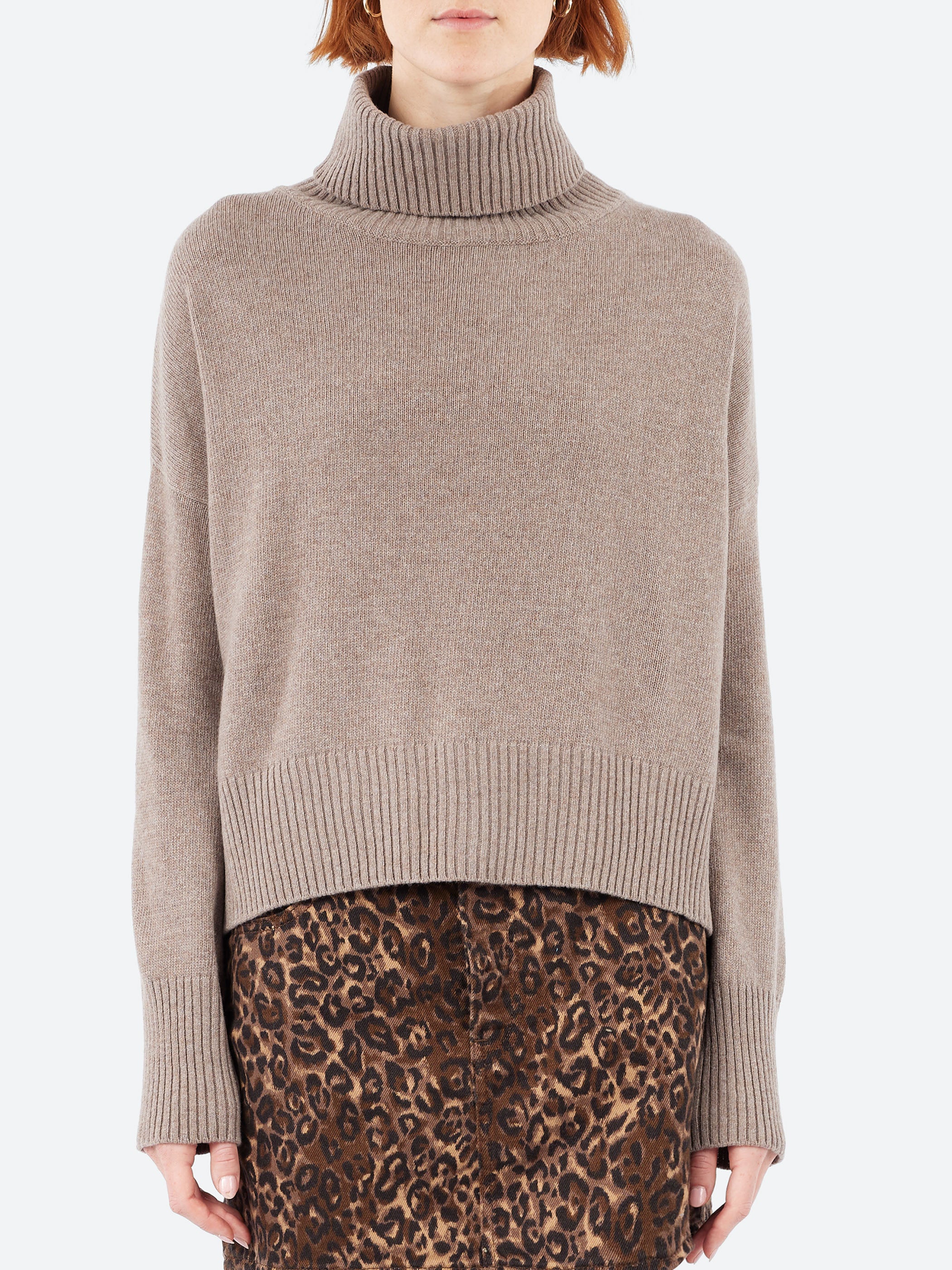YRK093 Turtleneck