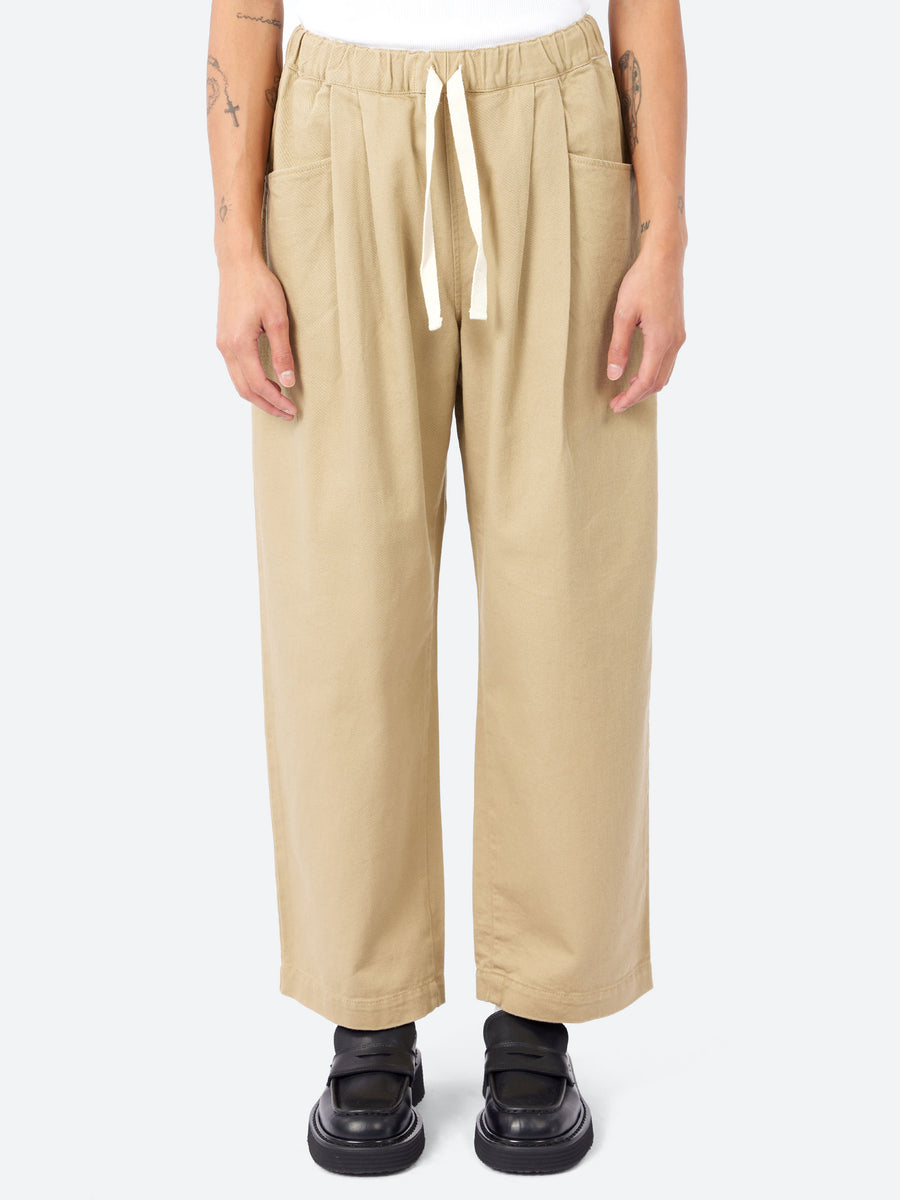 Danton - Heavy Twill Two Tuck Easy Pants in Beige – gravitypope
