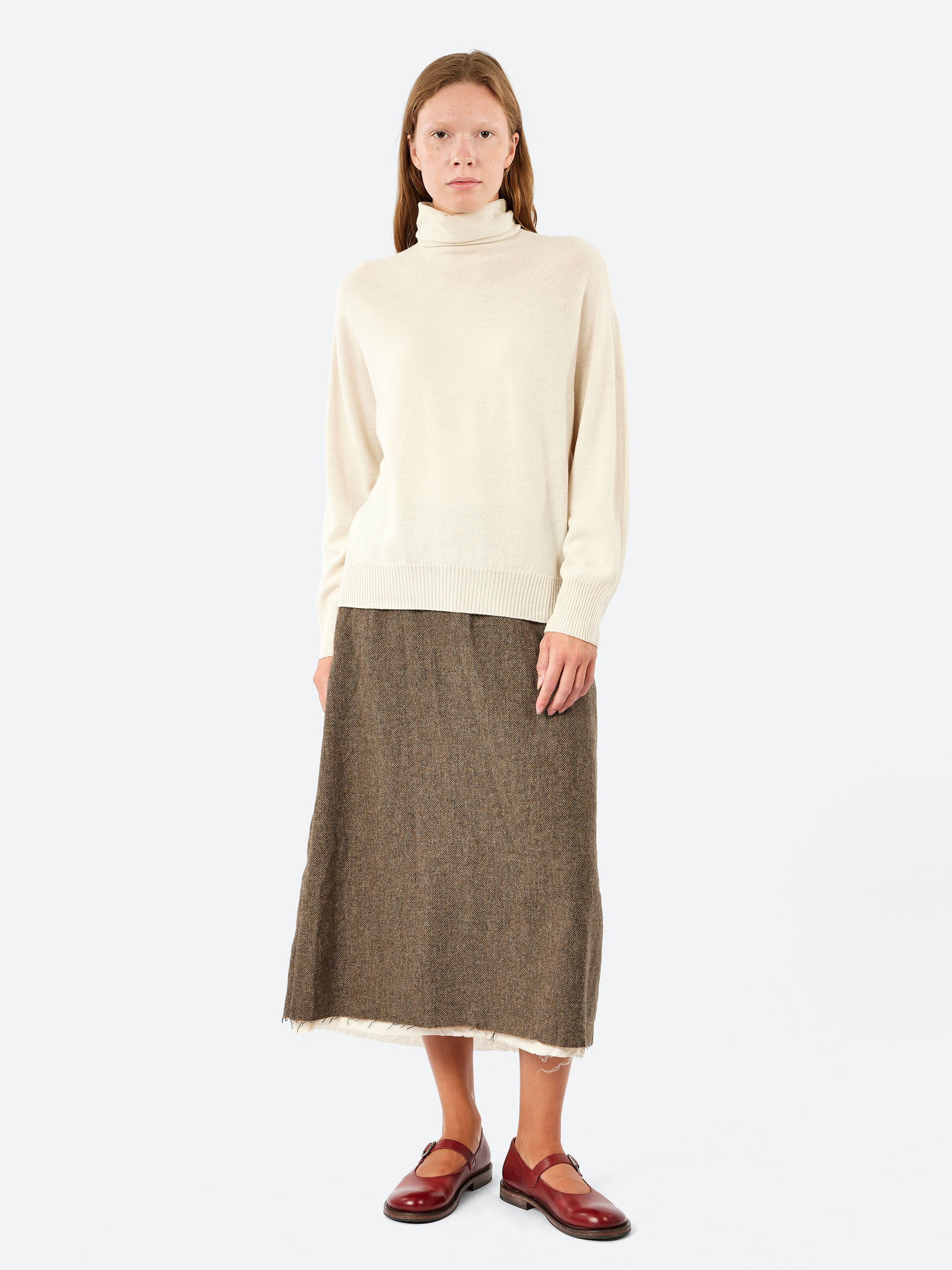 Airy Wool Loose Turtleneck