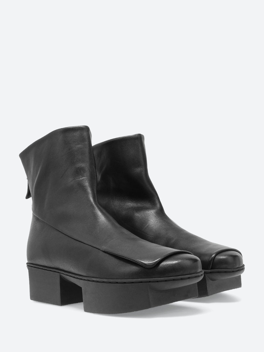 Trippen - Box Dyke in Black – gravitypope