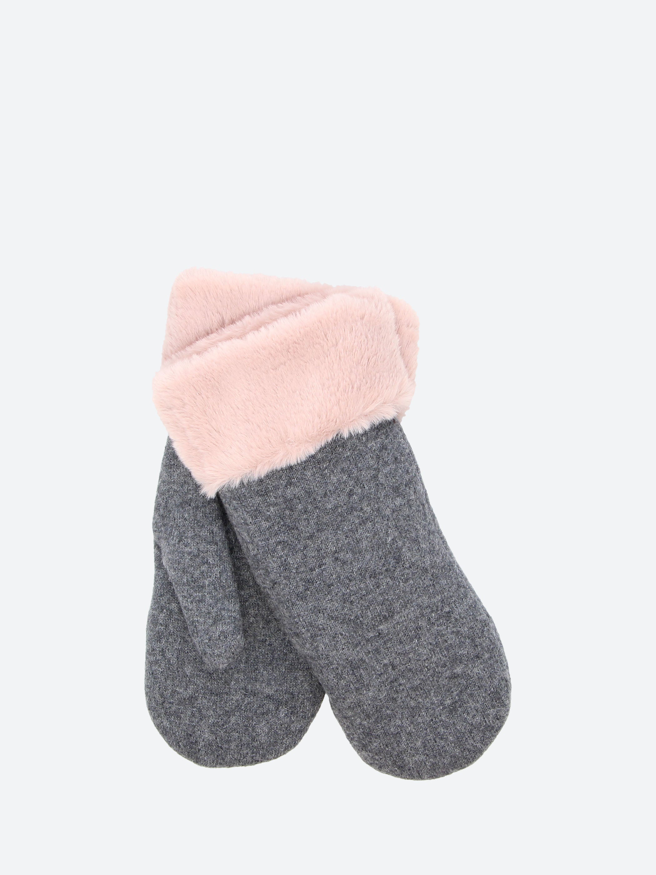 Renata Mitten