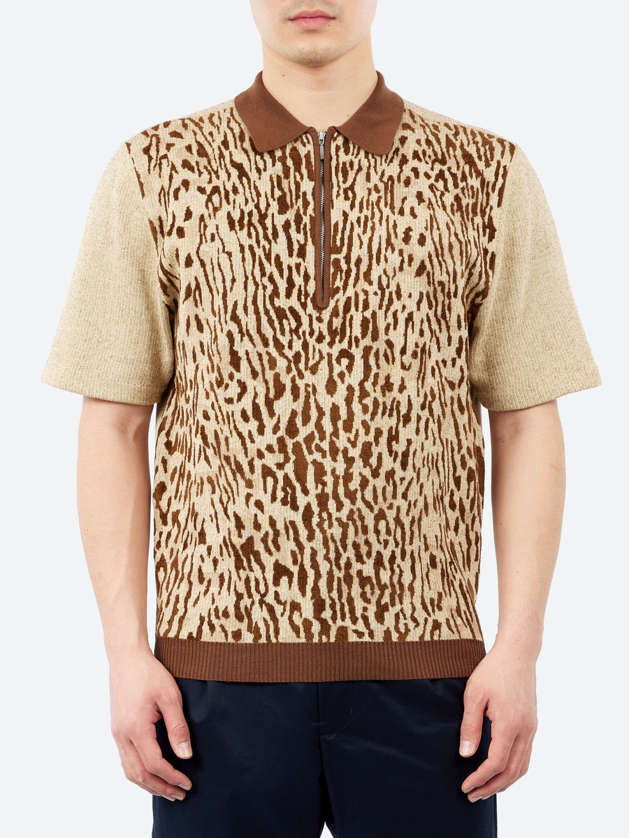 BEAMS PLUS - Half Zip Knit Polo Animal Jacquard in Giraffe