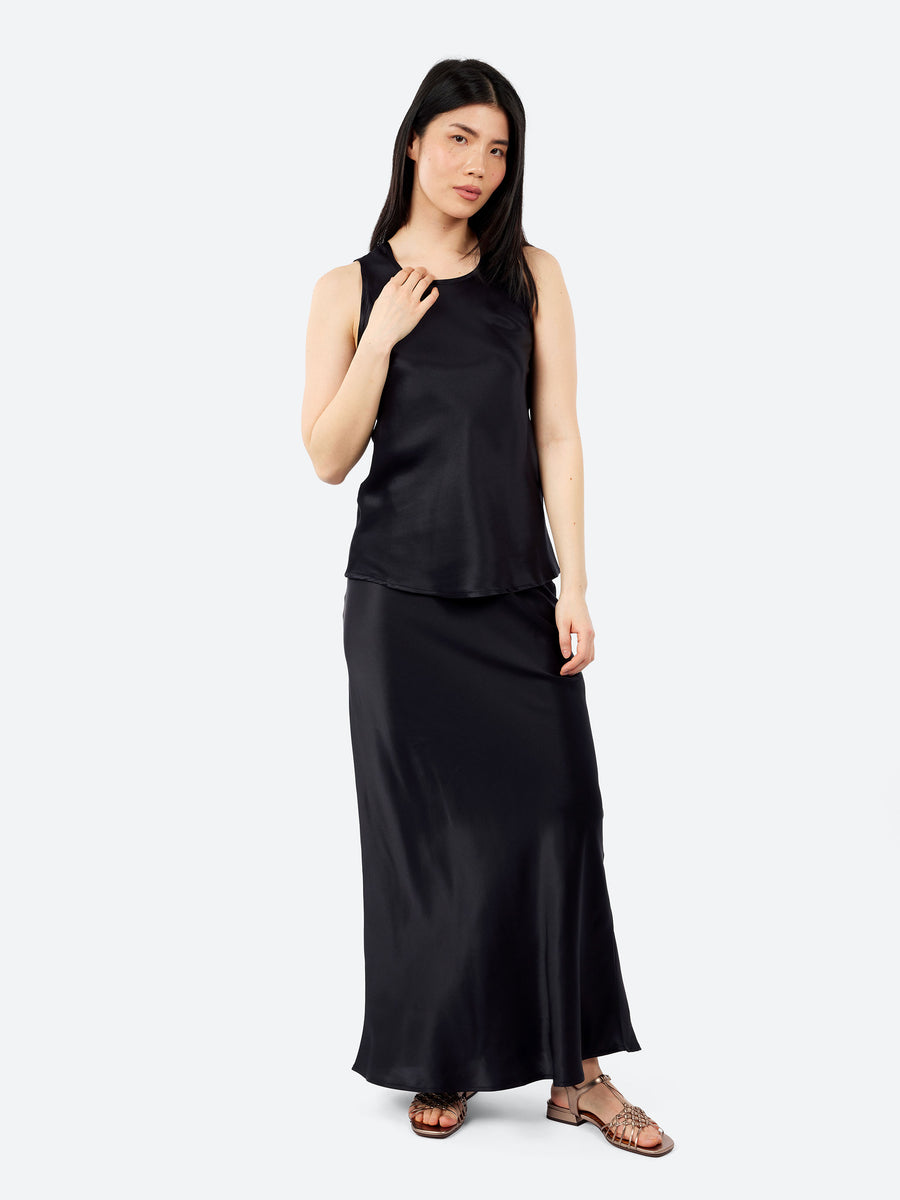 Baserange - Dydine Skirt in Black – gravitypope
