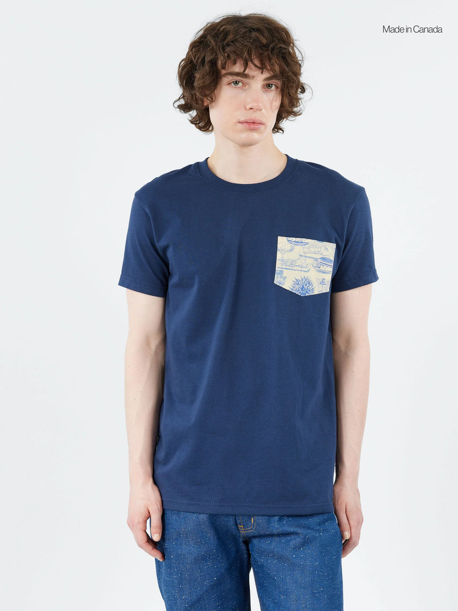 Naked and Famous - Pocket Tee in Navy and Linen Cats – gravitypope