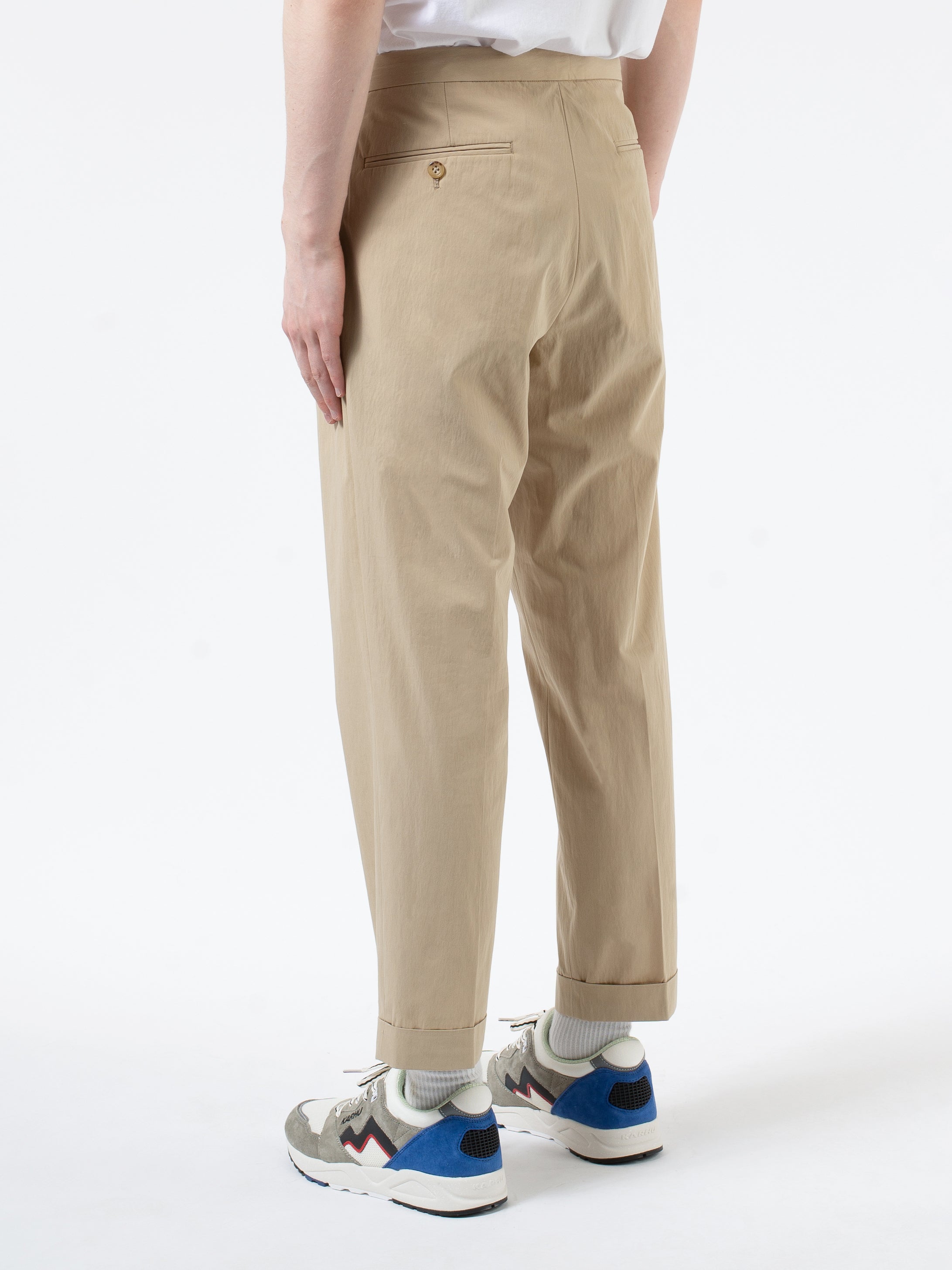1 Pleat Comfort Cloth Travel Trousers