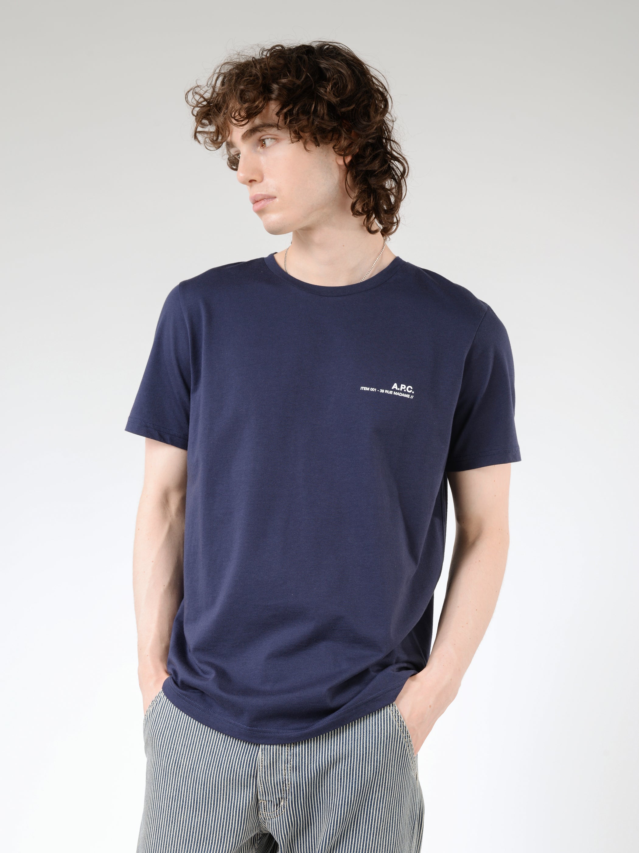 Item T-Shirt