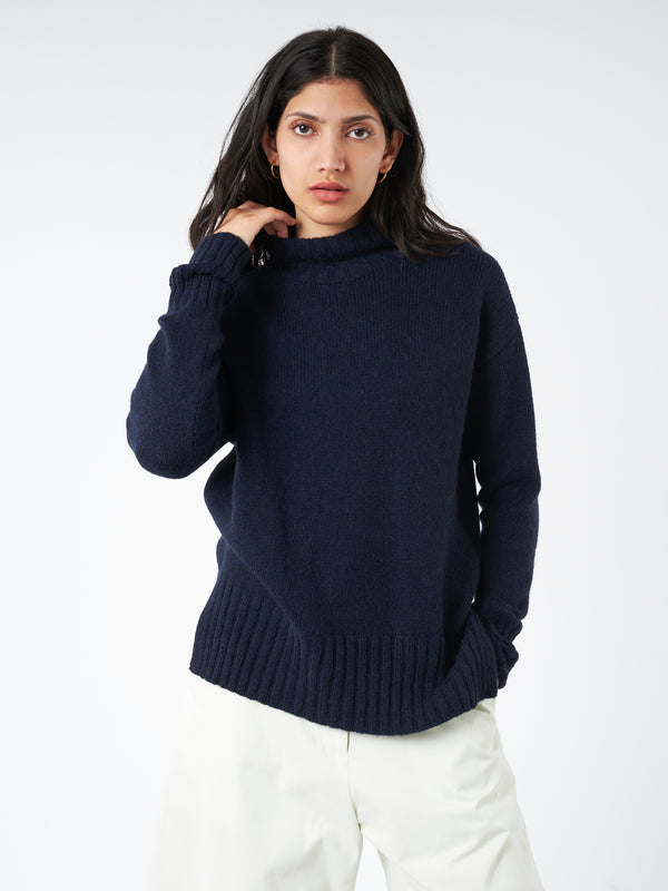 TURTLENECK SWEATER