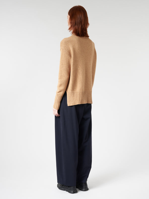 TURTLENECK SWEATER