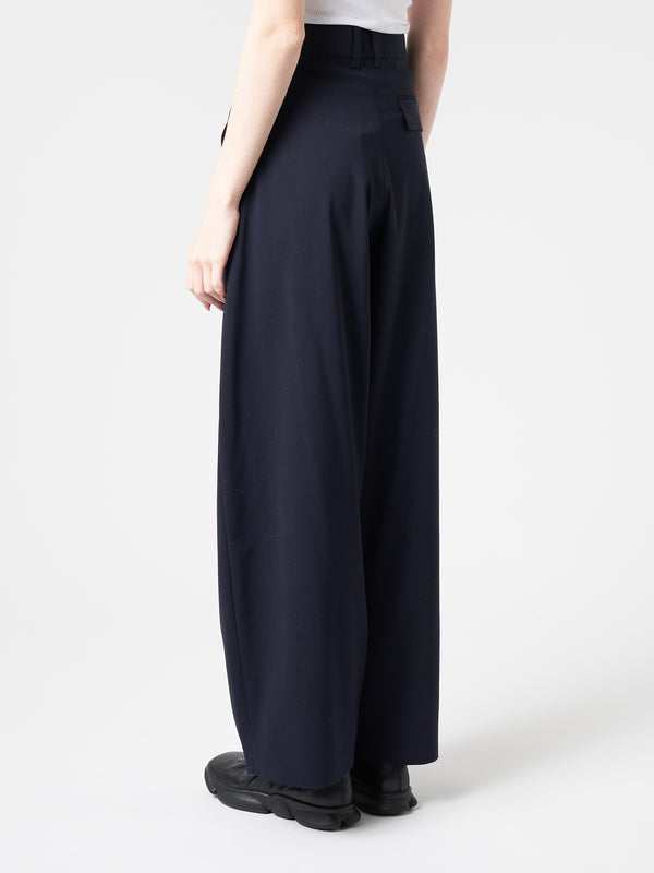 NIKA PANT