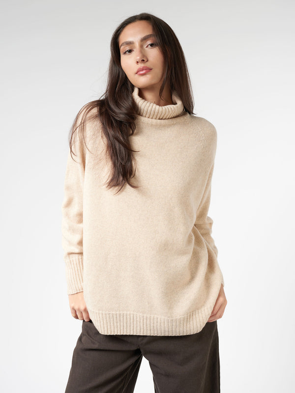 TURTLENECK SWEATER