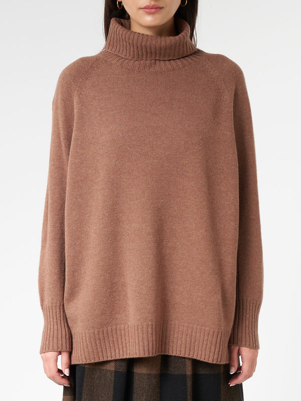 TURTLENECK SWEATER