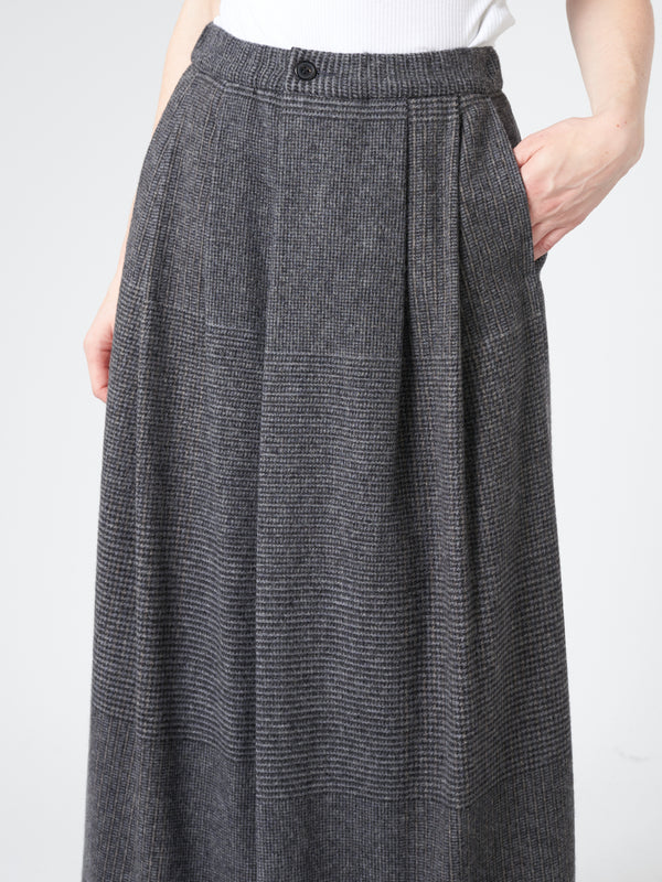 QUARTERLY SKIRT
