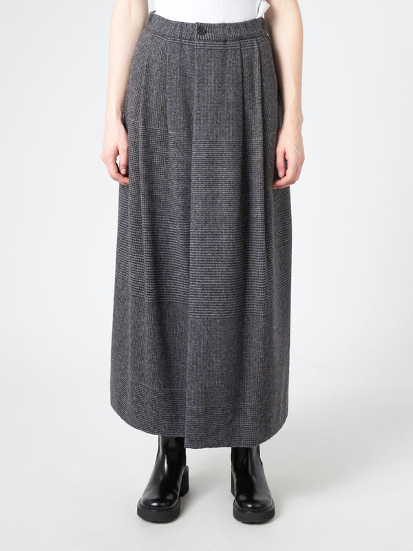 QUARTERLY SKIRT