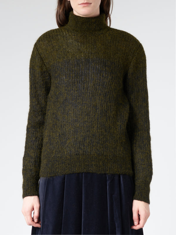 WOOLY TURTLENECK