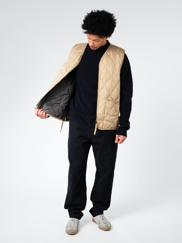 MILITARY V-NECK ZIP DOWN VEST
