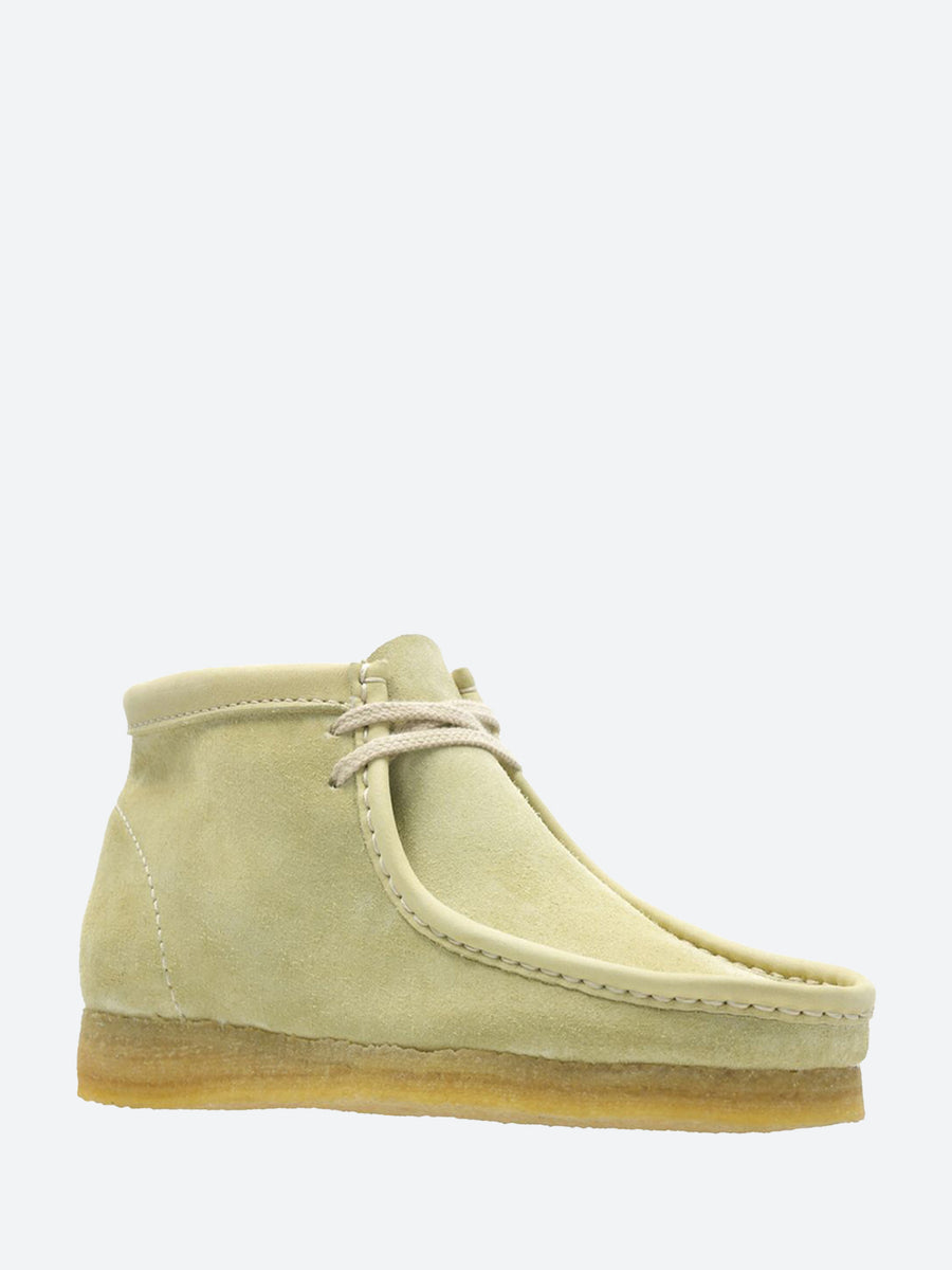 新品未使用 Clarks Wallabee Boot Maple UK8 1/2 Clarks Men Wallabee Boot Maple Suede - Continental Shoes