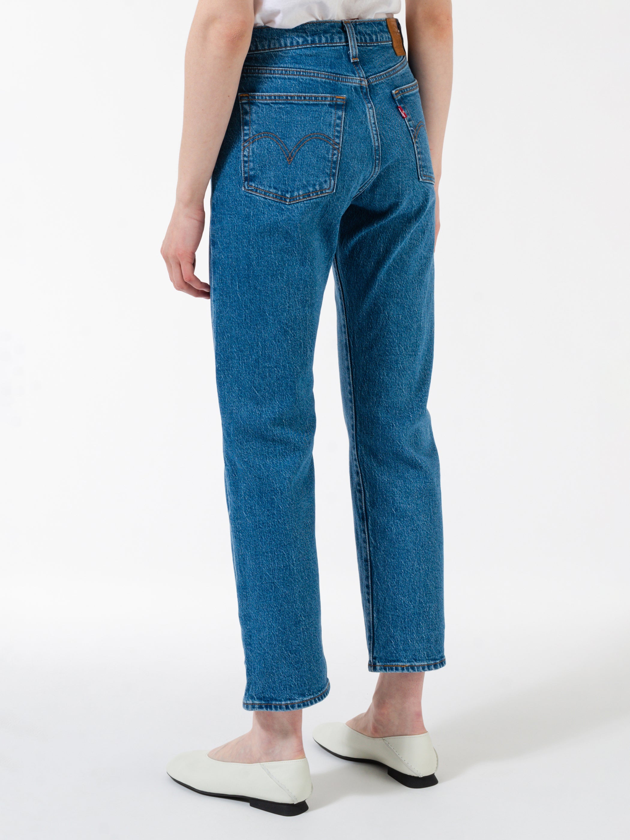 Wedgie Fit Straight Jeans