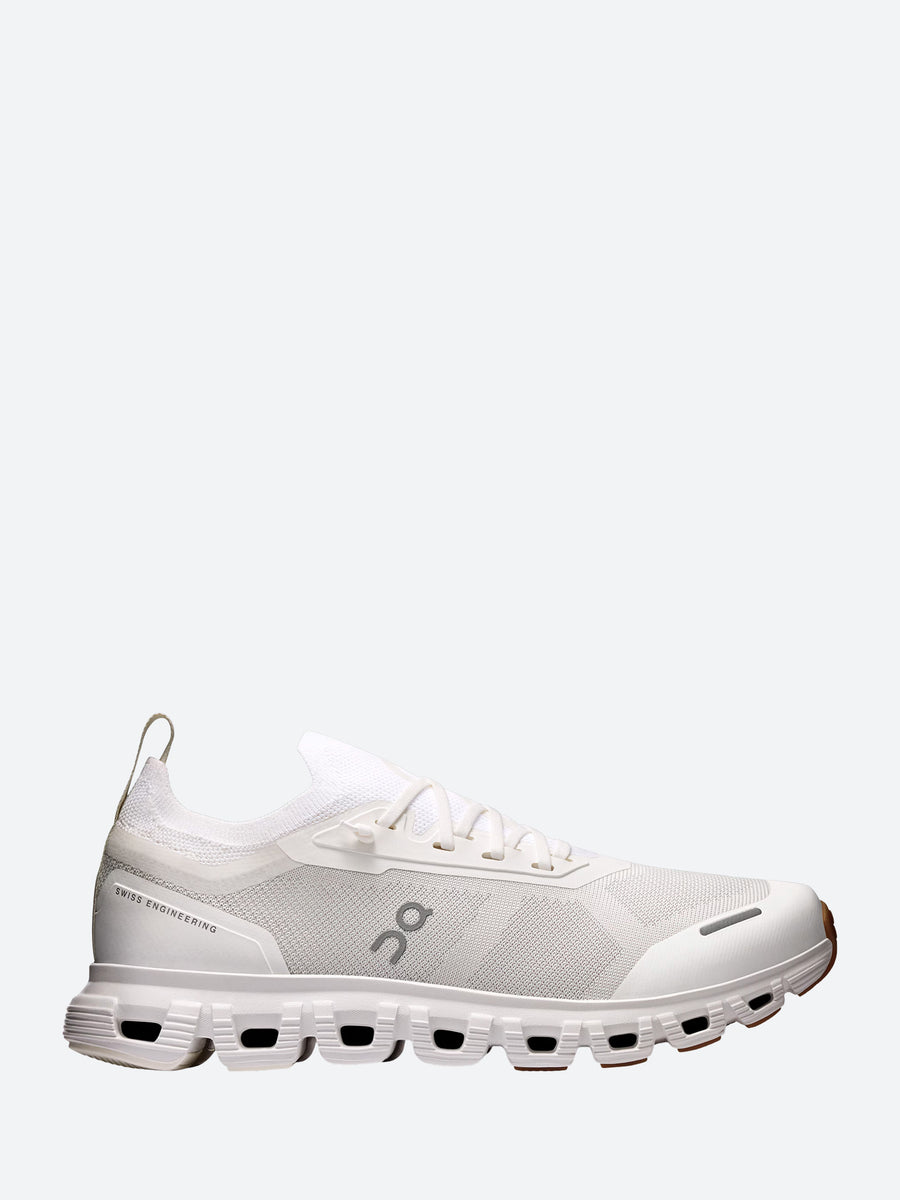 On - Women's Cloud 6 Versa in White and White – gravitypope