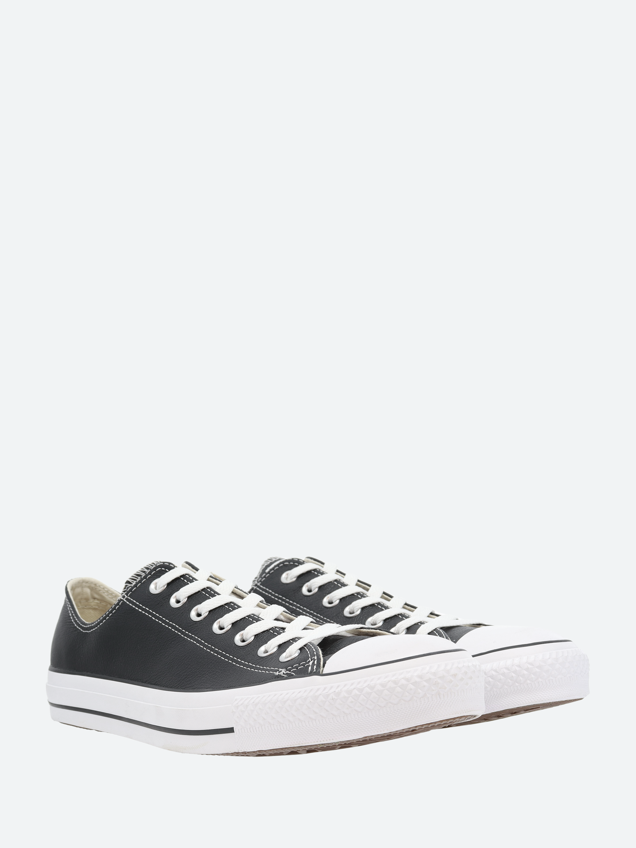 Chuck Taylor All Star Leather Low Top