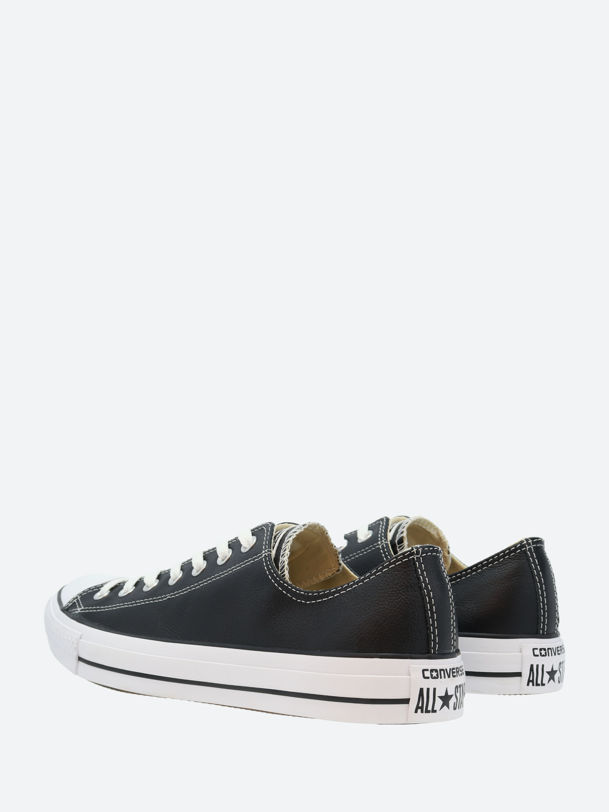 Chuck Taylor All Star Leather Low Top