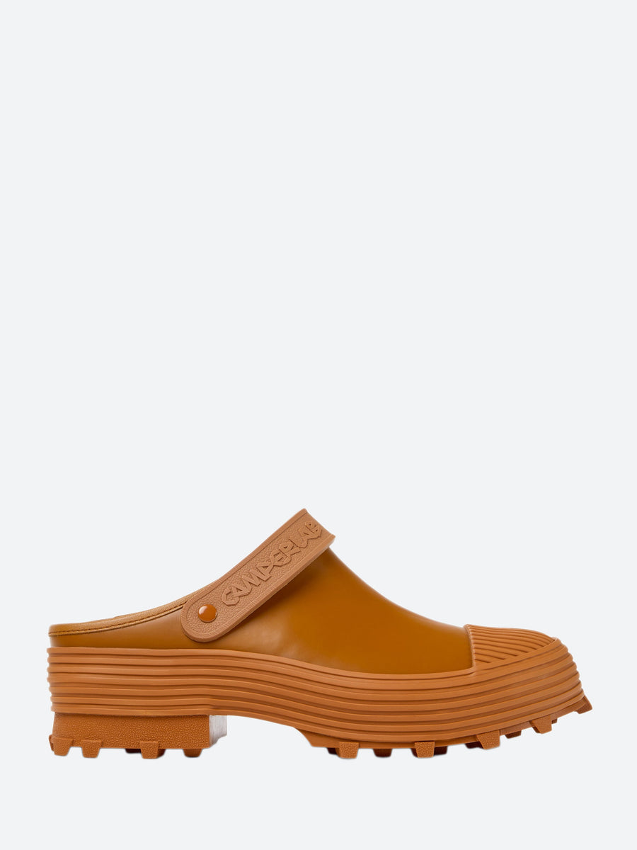 Camper - LAB Traktori in Brown – gravitypope