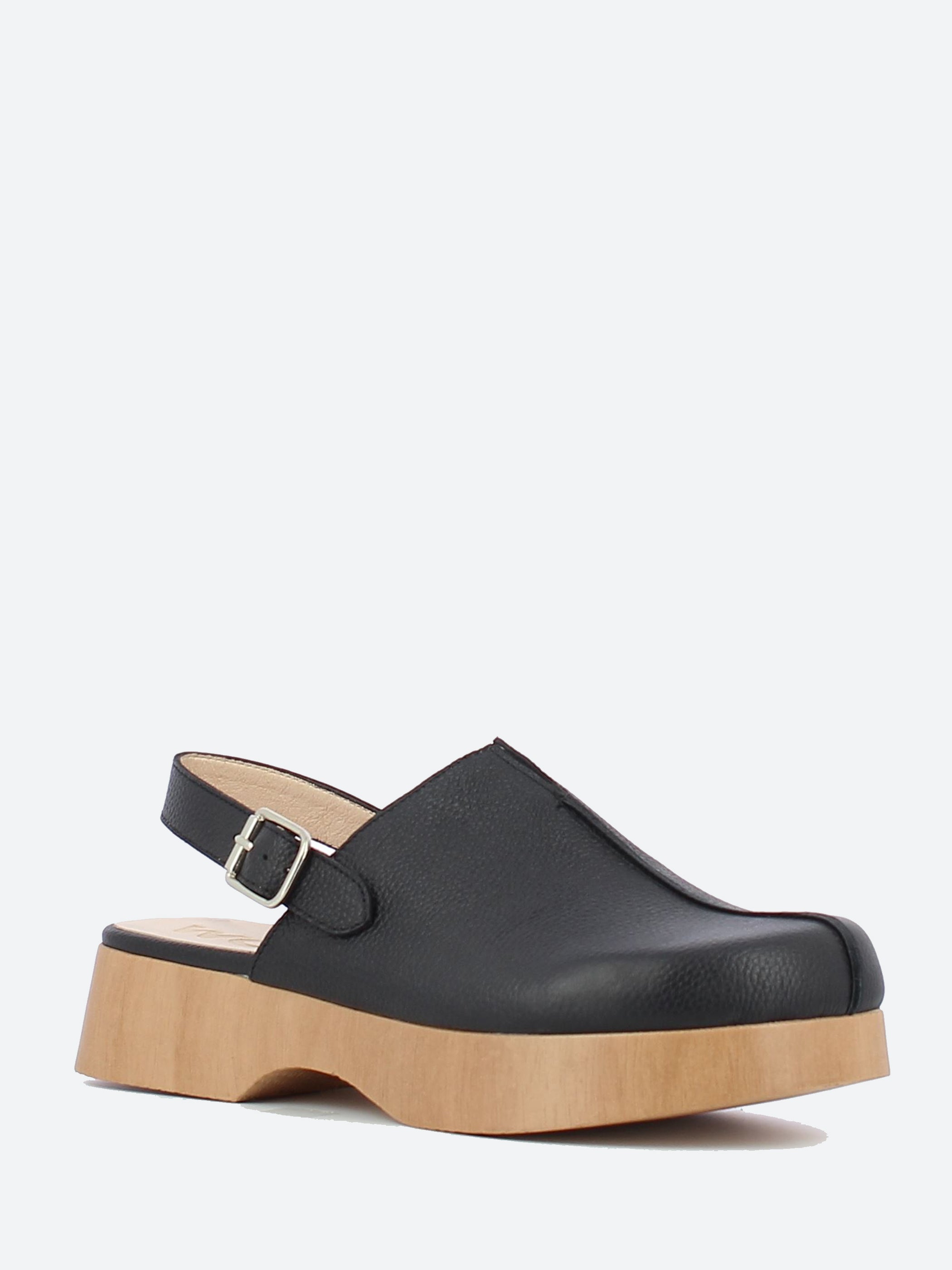 B-8501 Clog