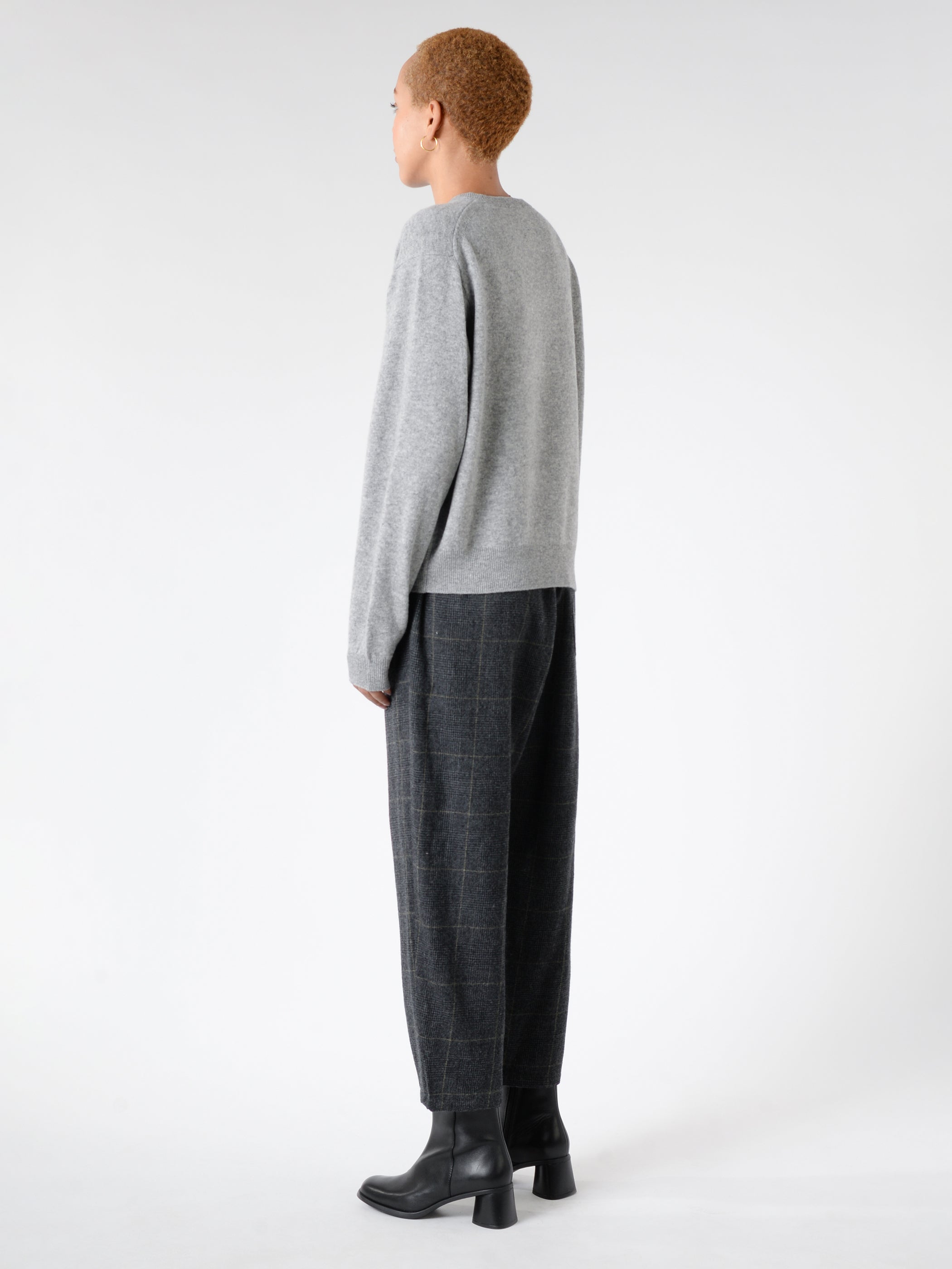 Women's Lambswool Crew Neck Knit Pullover