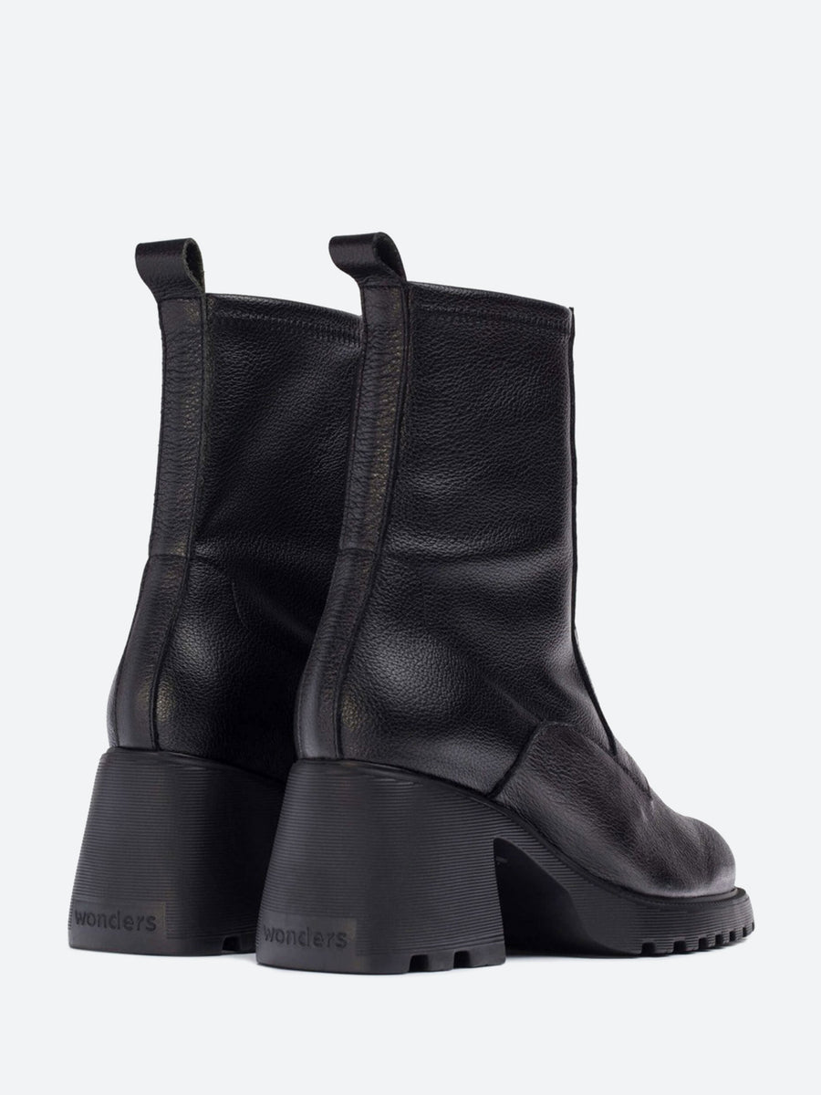 Wonders - Heel Front Zip Boots in Black Wild – gravitypope