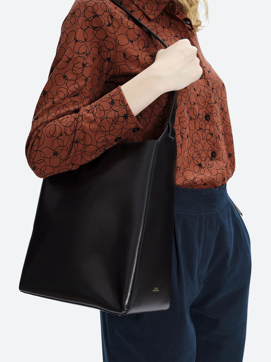 BRIEFING WOMENS MONOGRAM HIGH NECK　ブラック Boxy Crew Neck Sweatshirt 8-16 – CLÉMENT