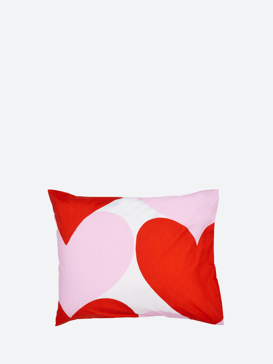 Marimekko Sydämet Pillow Case in White, Pink and Red gravitypope