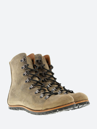 Cydwoq Hiker
