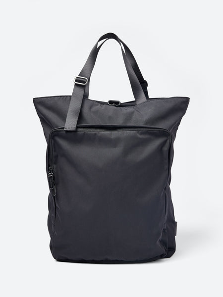 バッグ AMIACALVA GABARDINE BACKPACK BLACK Amiacalva - Gabardine 2Way Backpack in Black – gravitypope