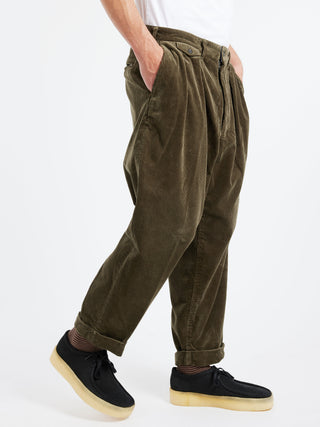 BEAMS PLUS 2 Pleat Corduroy Pants