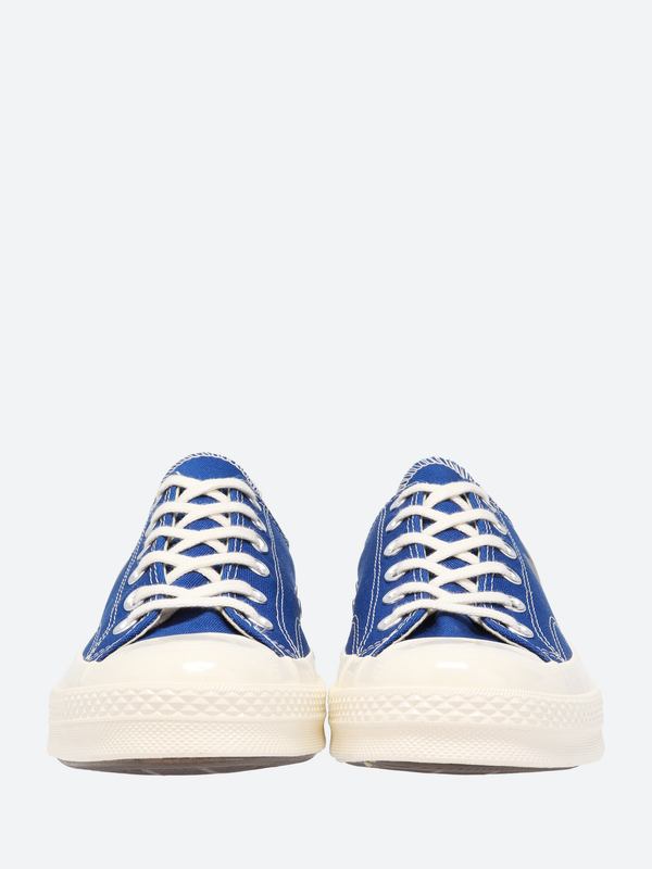 Converse with heart sales low top black