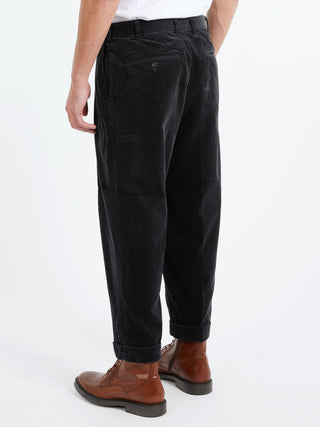 BEAMS PLUS 2 Pleat Corduroy Pants
