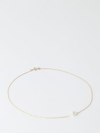 Poppy Finch Petite Oval Pearl Solitaire Necklace
