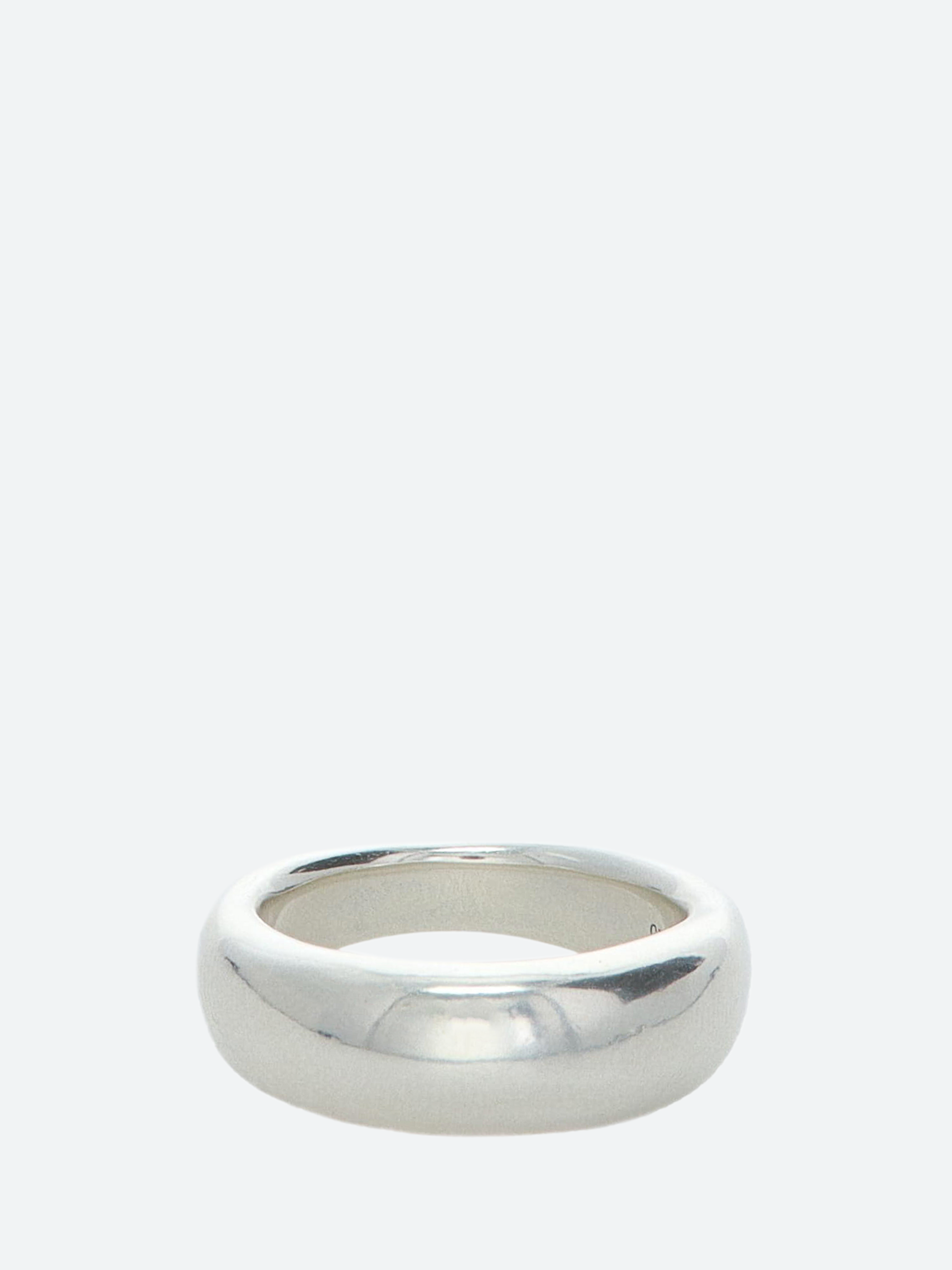 Oval Ring