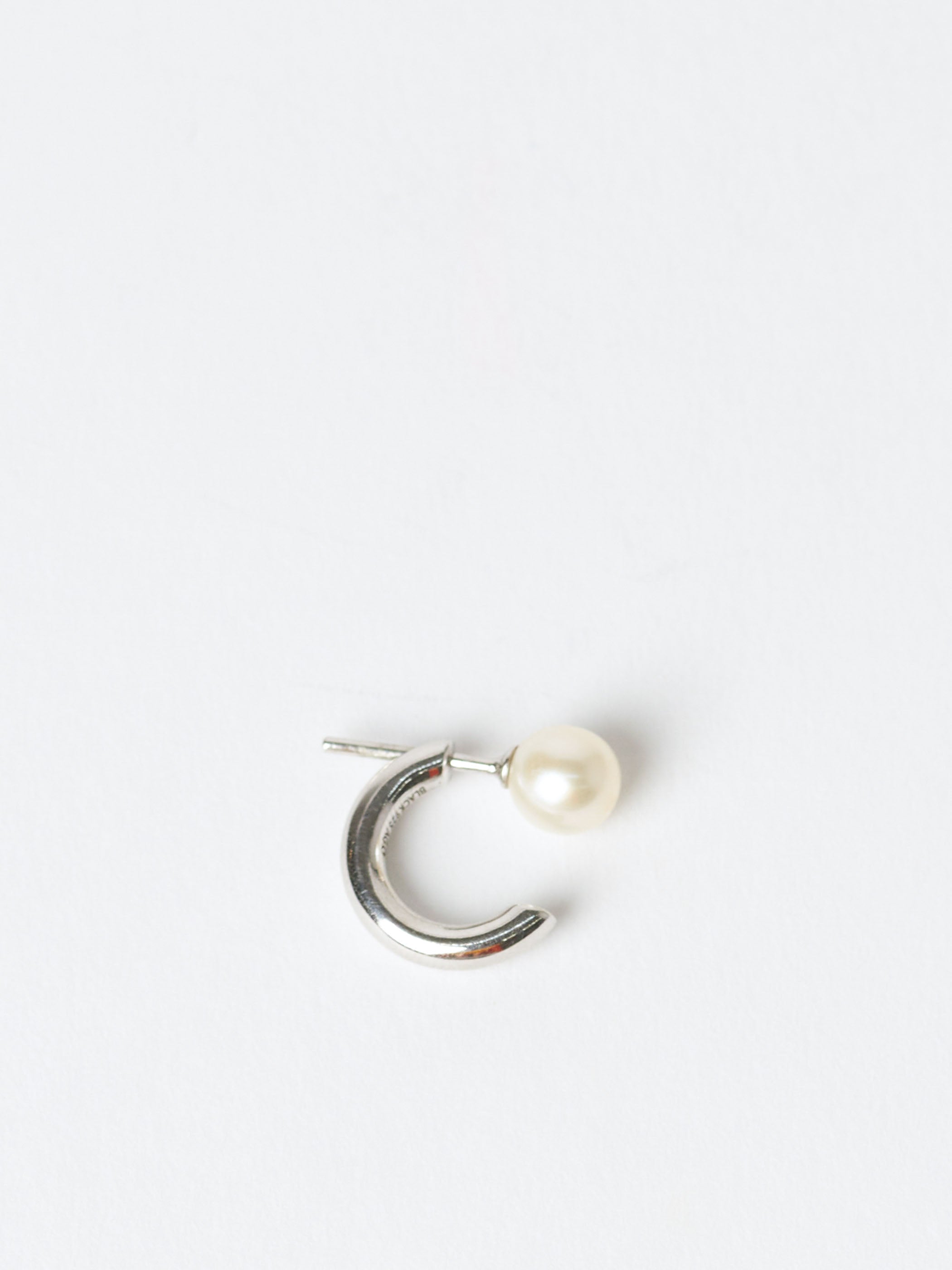 Frida Pearl Earring